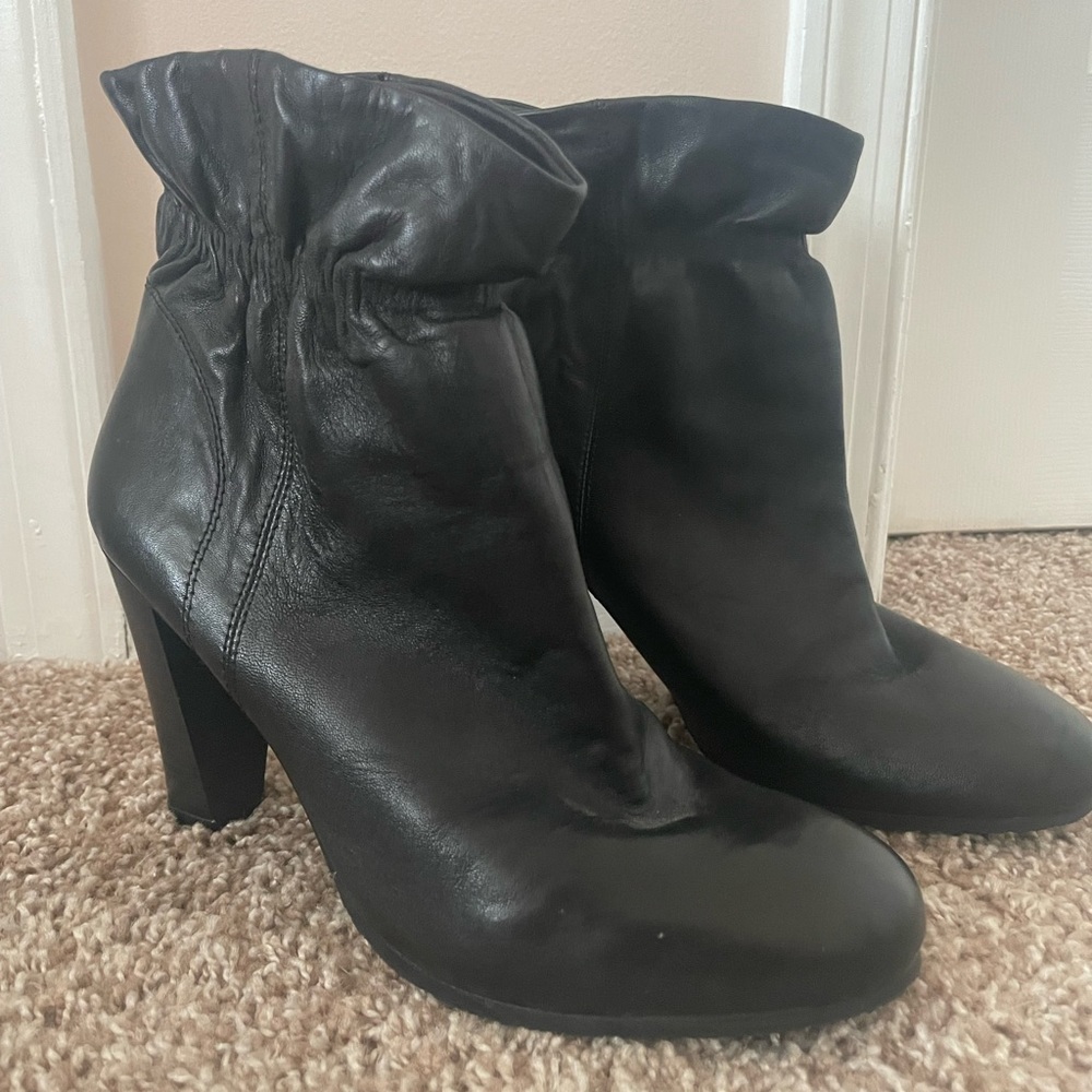 Loft Black Leather Booties with Scrunch Ankle 7.5